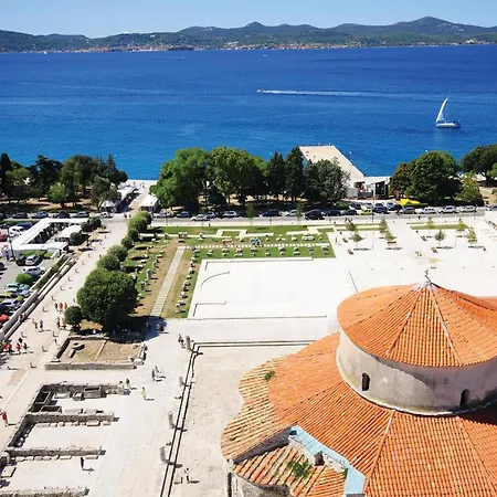 Lovely In With Wifi Appartement Zadar